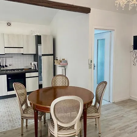 아파트 Casa Roma 콜레뇨